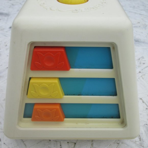 Vintage 1978 Fisher Price Turn and Learn Busy Box Baby Infant Toy #156 - Picture 3 of 7